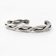 Vintage Navajo Arrows Stamped Flat Twisted Wire Cuff c.1945～
