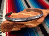 Vtg Navajo Stamped Narrow TriangleWire Cuff Bracelet c.1955～
