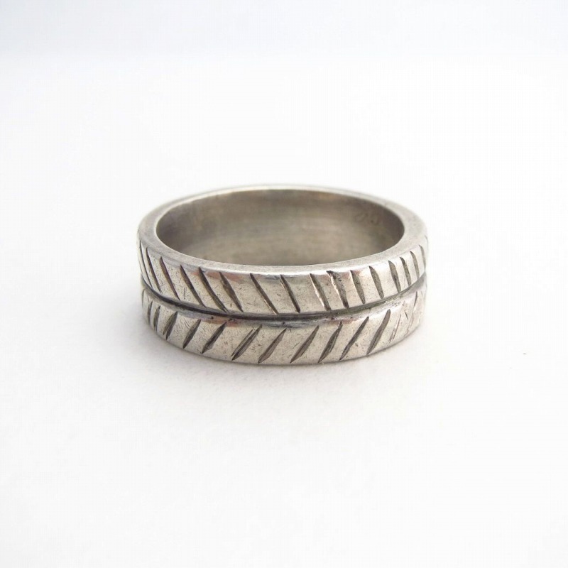 Antique Navajo Filed & Stamped Ingot Silver Ring  c.1930～