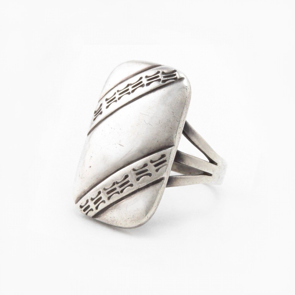 Vintage Navajo Hollow Form Face Ketoh Ring in Silver c.1950～