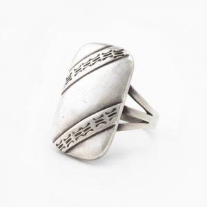 Vintage Navajo Hollow Form Face Ketoh Ring in Silver c.1950～