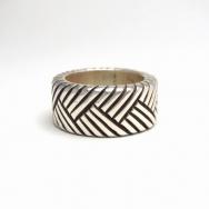【Thomas Curtis】 Navajo 『Tire Tracks』 Heavy Gauge Silver Ring