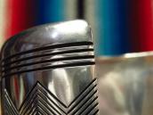 【Thomas Curtis】 Navajo Chevron Lined Heavy Silver Wide Cuff