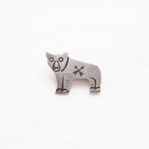 Atq Crossed Arrows Stamped Small Bear Pin in Silver c.1925～