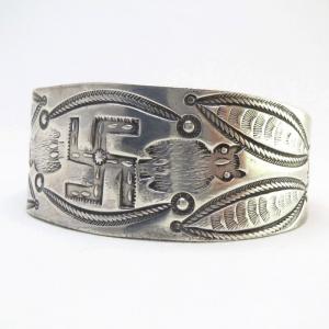 Antique 卍 & Owl Stamped Ingot Silver Cuff Bracelet  c.1915～