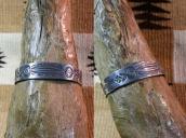 Antique Navajo 卍 & Arrows Stamped Ingot Silver Cuff  c.1925～