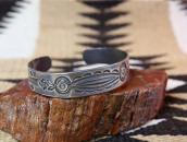 Antique Navajo 卍 & Arrows Stamped Ingot Silver Cuff  c.1925～