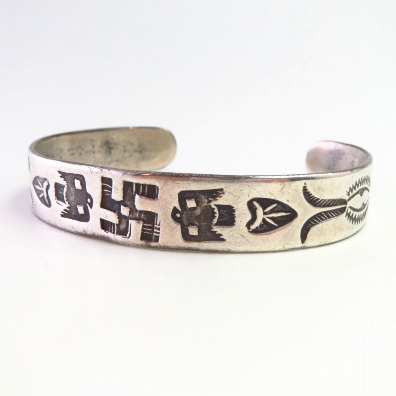 Antique 卍 & Thunderbird Stamped Ingot Silver Cuff  c.1915～