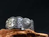 【GARDEN OF THE GODS】Repoused & Stamped Silver Cuff  c.1925～