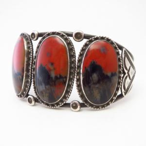 Atq Navajo Vermillion/Black PetrifiedWood Row Cuff c.1940～