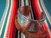 【Thomas Curtis】 Navajo Multi Stamped Heavy Silver Wide Cuff