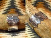 【Thomas Curtis】 ZigZag Edged Stamped Heavy Silver Wide Cuff