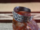 【GARDEN OF THE GODS】Atq Repoused Coin Silver Cuff  c.1930