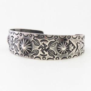 【GARDEN OF THE GODS】 Atq 卍 Stamped Coin Silver Cuff  c.1930