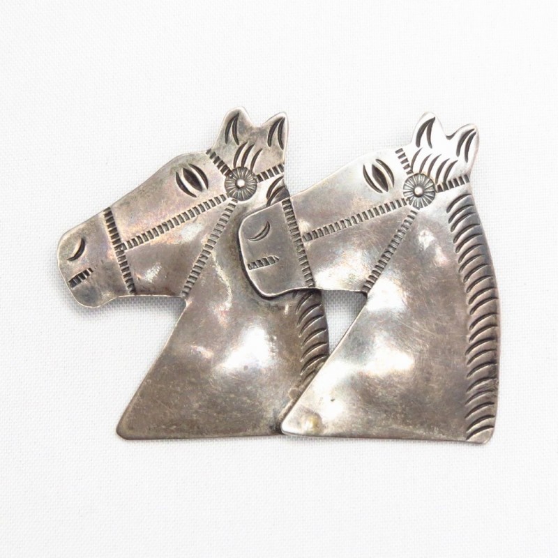 Antique Navajo Horse Heads Stamped Silver Pin Brooch c.1930～