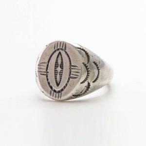 【U.S.NAVAJO 2/C. G. Wallace Trading Post】 Seal Ring c.1938～