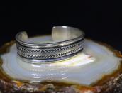 Antique Navajo Bee Stamped Heavy Ingot Silver Cuff c.1935～