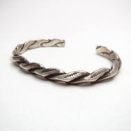Antique Ingot Silver Twisted Triangle Cuff Bracelet  c.1930～