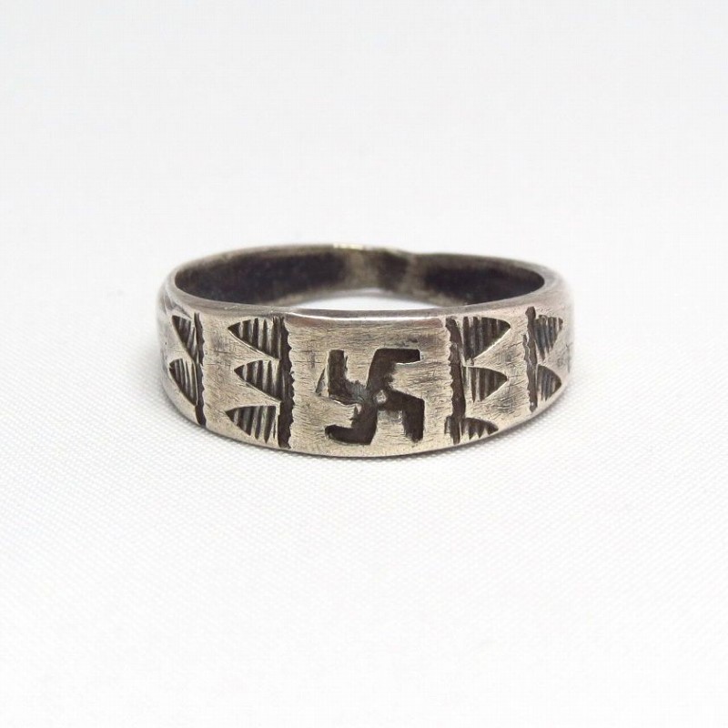 Antique Navajo 卍 Stamped Ingot Silver Men's Ring  c.1915～