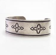 【NAVAJO GUILD】Vintage Stamped Heavy Ingot Silver Cuff c.1945