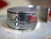 【NAVAJO GUILD】Vintage Stamped Heavy Ingot Silver Cuff c.1945