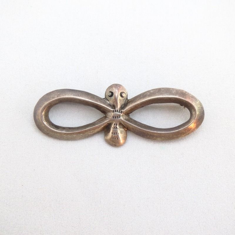 NAVAJO GUILD Vintage Casted Silver Fly Shaped Pin  c.1945～