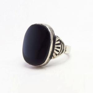 Vintage Navajo Worn Silver Ring w/Black Onyx  c.1950～