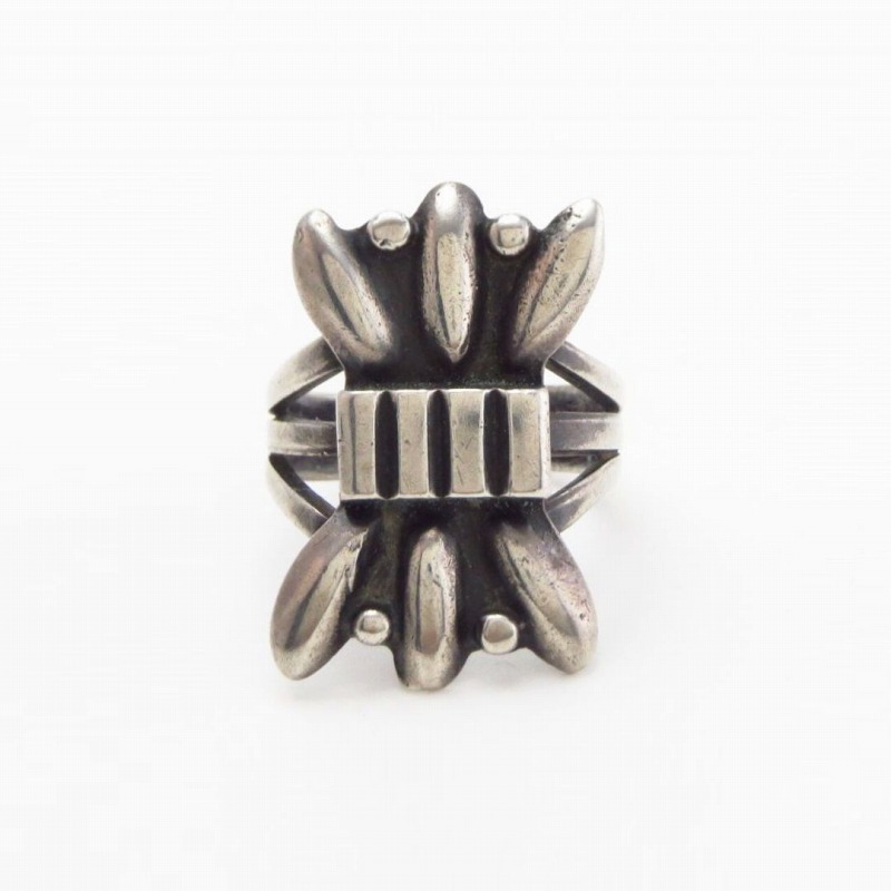 Antique Navajo Repoused Box Bow Face Ketoh Ring  c.1930～