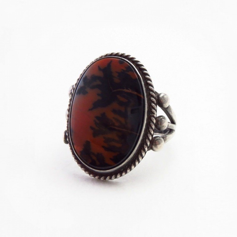 Atq Navajo Ring in Silver w/Two Tone PetrifiedWood c.1945～