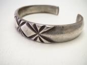 Historic Navajo Stamped & Filed Heavy Silver Cuff  c.1930～