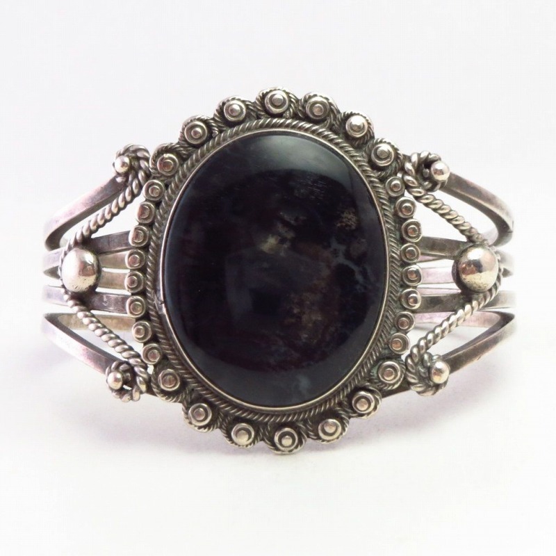 Antique Navajo IngotSilver Wide Cuff w/PetrifiedWood c.1945～