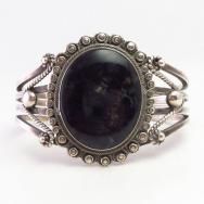 Antique Navajo IngotSilver Wide Cuff w/PetrifiedWood c.1945～