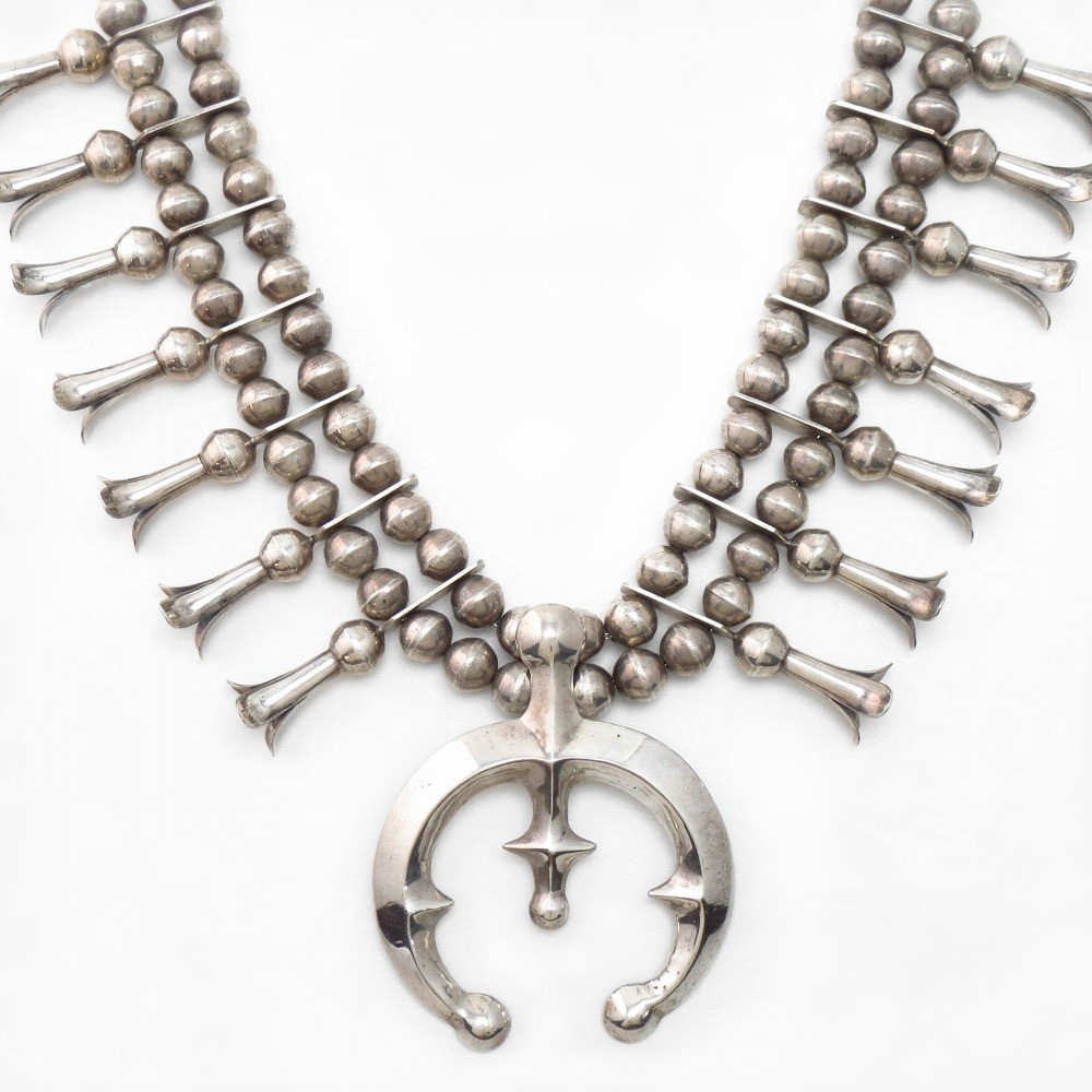 Vintage Navajo Squash Blossom Naja Necklace in Silver c.1960