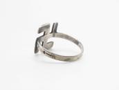 Atq Navajo 卍 Face Narrow Shank Small Ring in Silver c.1925～
