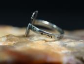 Atq Navajo 卍 Face Narrow Shank Small Ring in Silver c.1925～