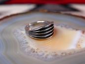 【Johnny Mike Begay】 Tracks style Men's Ring w/Box  c.1960～