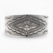【Ganscraft】Atq Repouse & Stamped Silver Wide Cuff  c.1930～